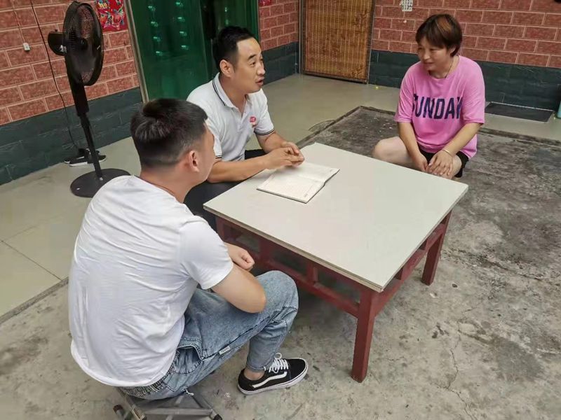 博農(nóng)乳業(yè)黨支部扎實(shí)開(kāi)展“入戶(hù)訪民情、我來(lái)辦實(shí)事”活動(dòng)